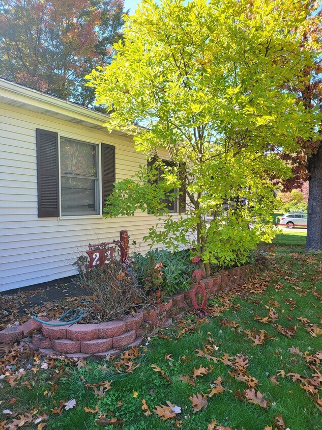 23 Tracy Rd, New Paltz, NY 12561 House Rental in New Paltz, NY