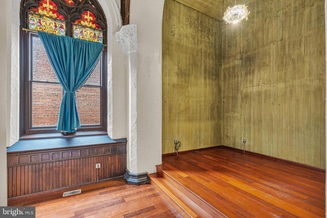 Foto del edificio - 3849 Terrace St