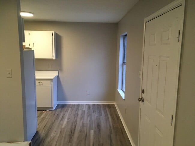 Building Photo - Vonore Apts LLC