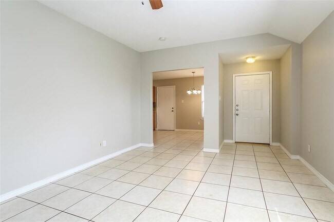 Foto del edificio - 11514 Sunburst Falls Dr