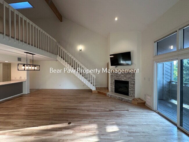 Building Photo - "Charming 2-Bed, 2-Bath Condo in Genesee, CO"