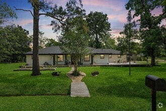 Building Photo - 1108 Myrtlewood Dr