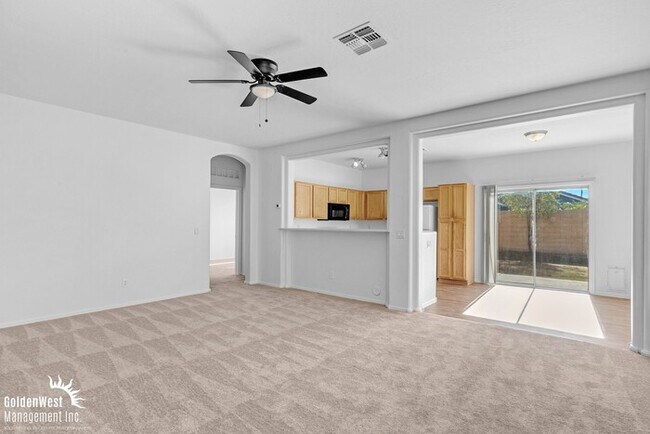 Foto del edificio - Updated 3Bdm 2Ba Home in Surprise!