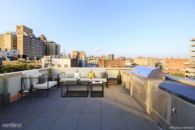 Foto del edificio - 326 E 9th St