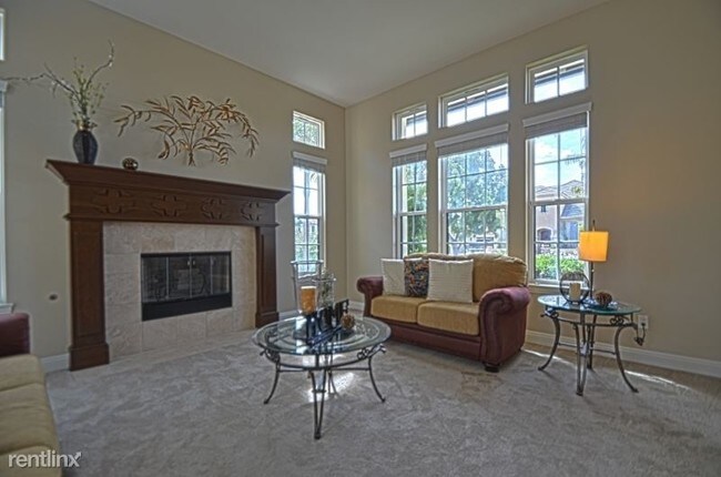 Building Photo - 7042 Heron Cir