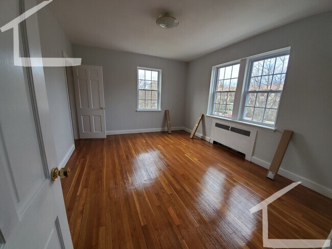 Foto del edificio - 1129 Beacon St