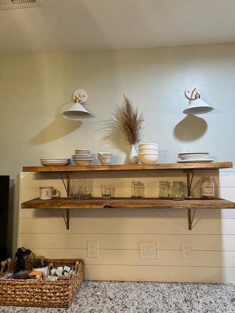 Foto del edificio - 8420 Waltham Rd