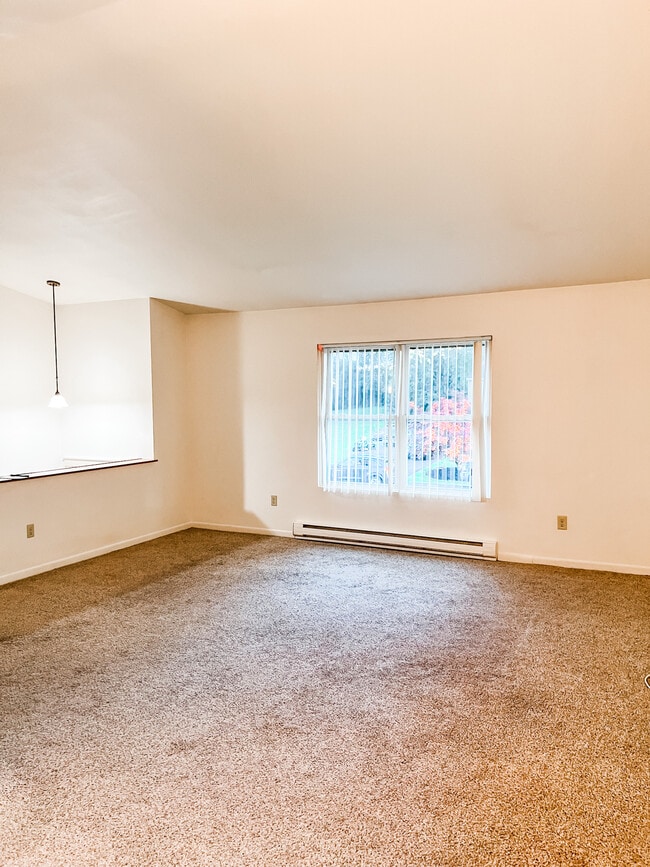 Living Room - 4 Orchard Ln