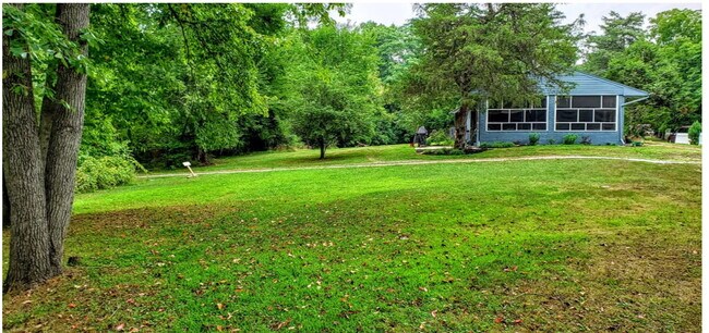 Building Photo - Quiet Oasis in Lynchburg Near University i...