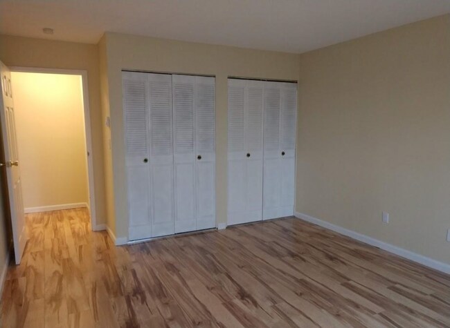 Foto del edificio - 80 Claudia Dr