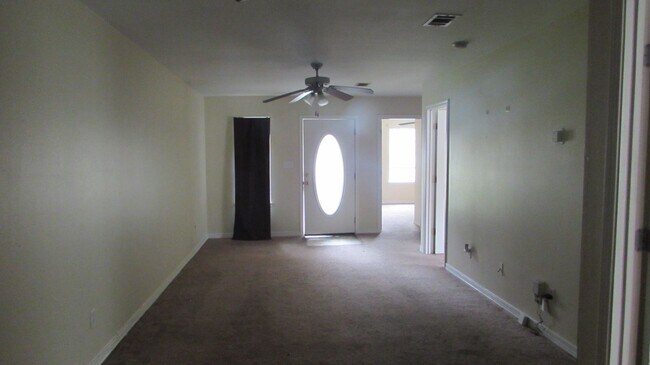 Foto del edificio - 5386 Quail Creek Cir