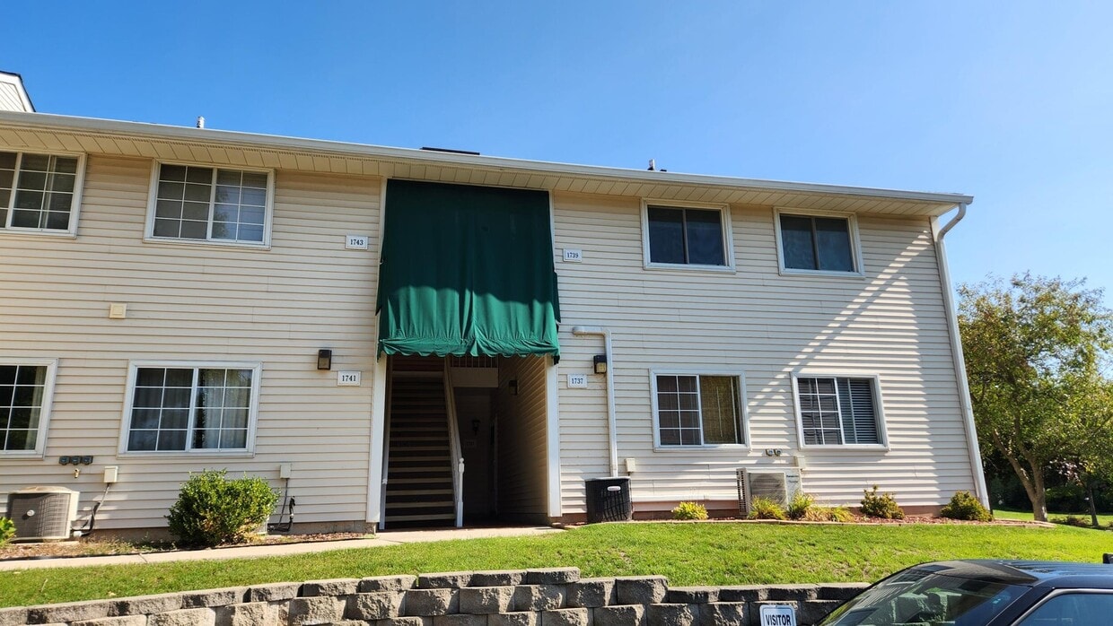 Primary Photo - 1737 Parknoll Ln