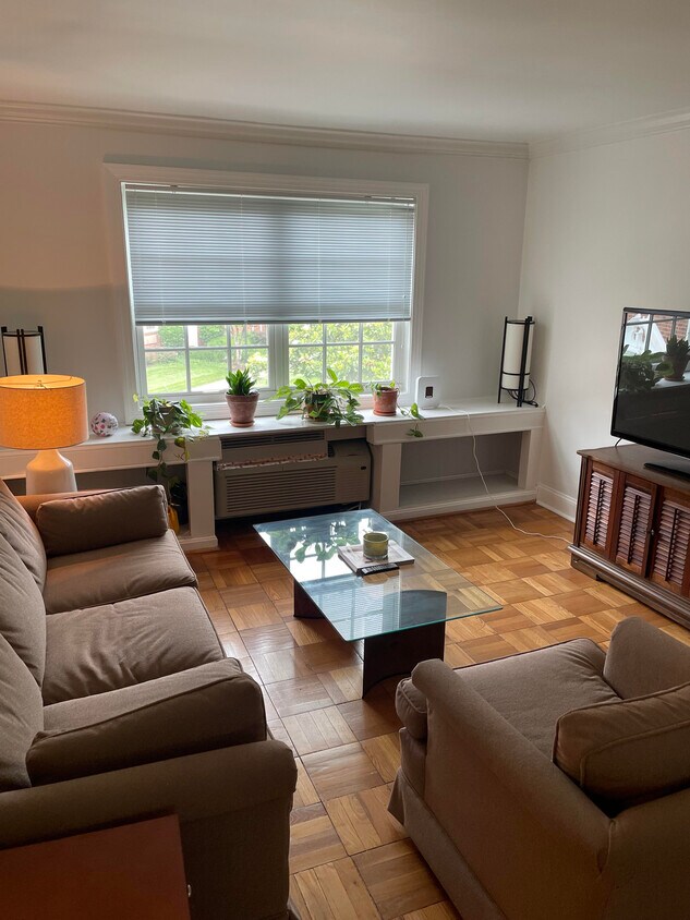 Foto principal - 1706 W Abingdon Dr