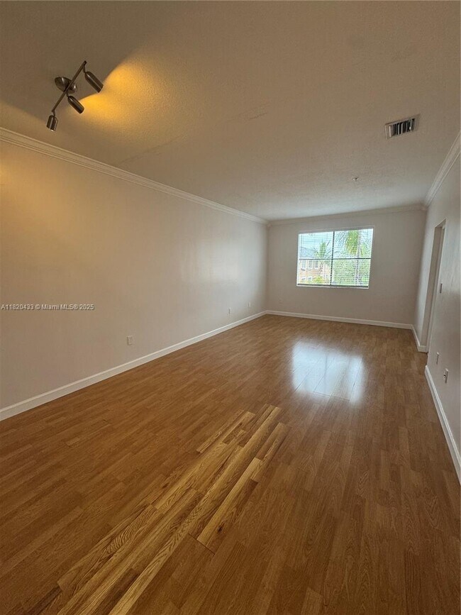 Foto del edificio - 7080 NW 177th St