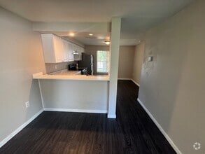 Building Photo - 7211 Branchwood Pl