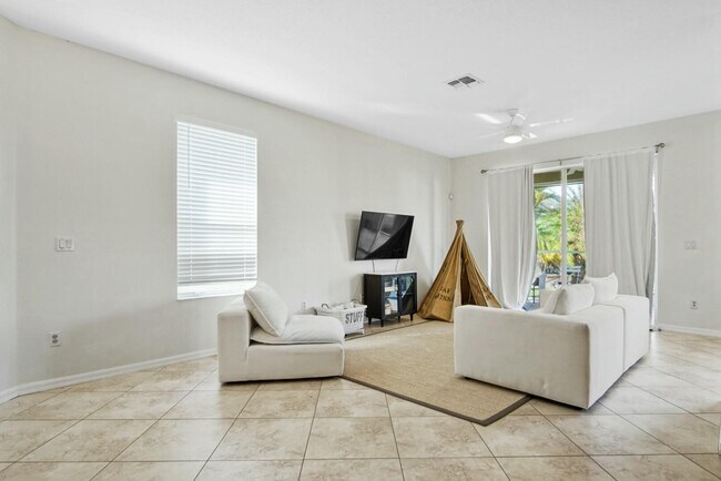 Foto del edificio - 9772 SW Eastbrook Cir