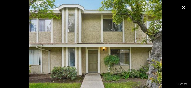 Foto del edificio - 15210 Shadybend Dr