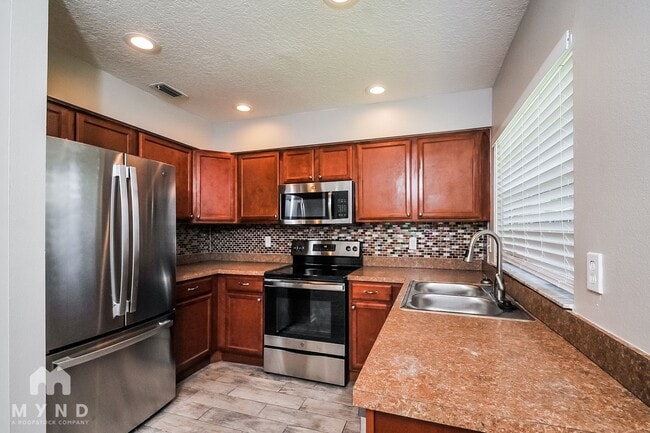 Foto del edificio - 509 Bryan Valley Ct