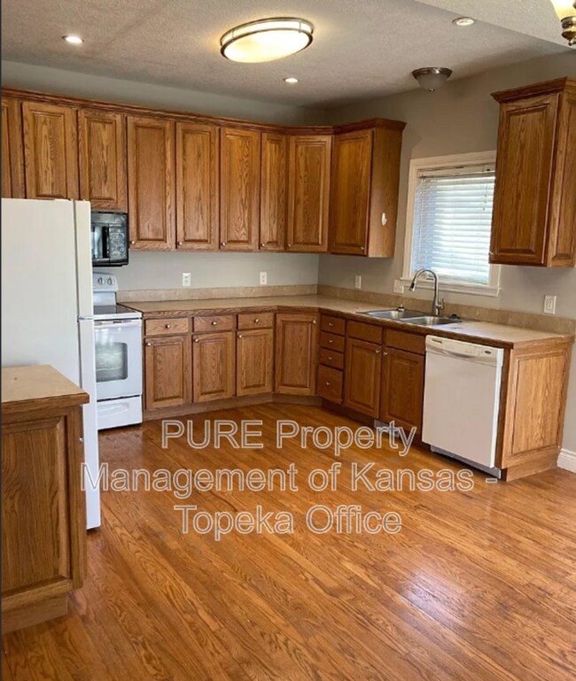 Foto del edificio - 4335 NW 53rd Terrace