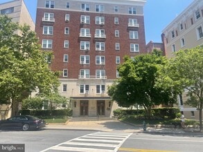 Building Photo - 1954 Columbia Rd NW
