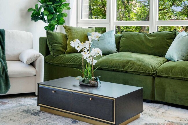 Foto del edificio - 2344 W Polk St