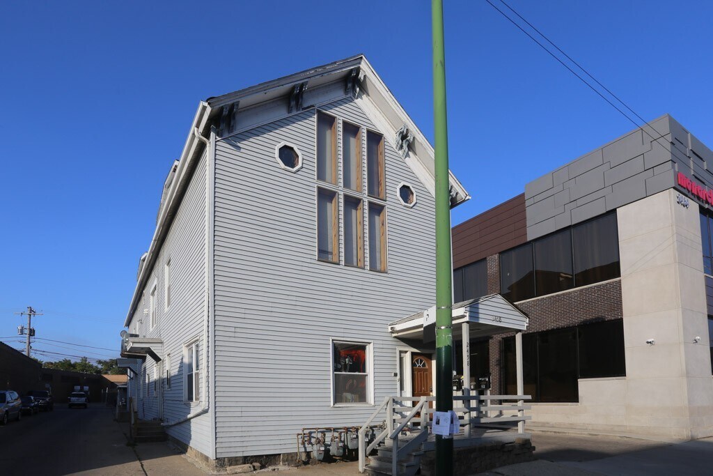 Foto principal - 2458 N Clybourn Ave