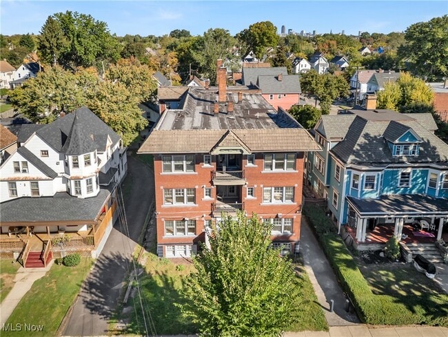 Foto del edificio - 3308 Archwood Ave