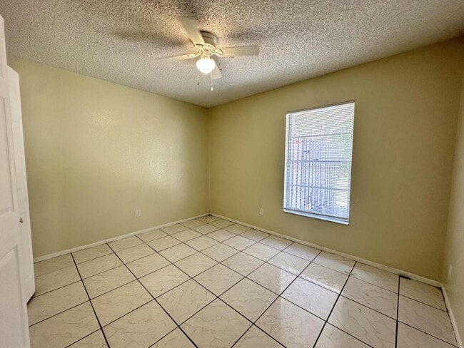 Foto del edificio - 2432 Herb Ave S