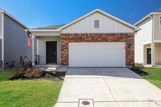 Building Photo - 4823 Hallies Gdn