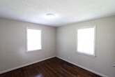 Foto principal - 3 BR 1BA - Cute and Classic Charmer!!
