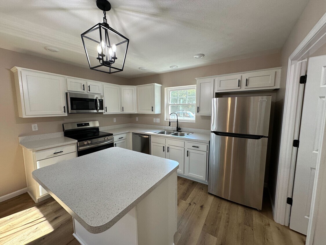 Foto principal - 1663 7th Ave