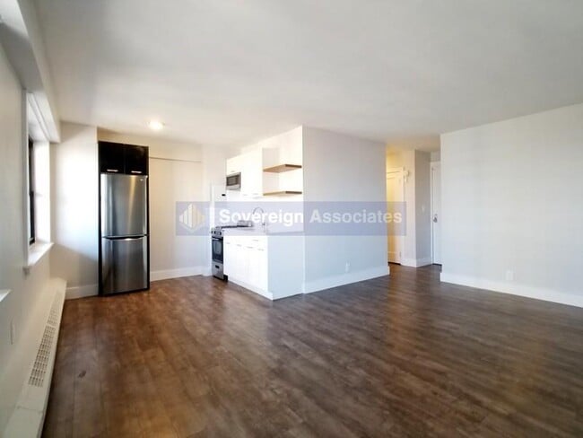 Foto del edificio - 1370 Saint Nicholas Avenue