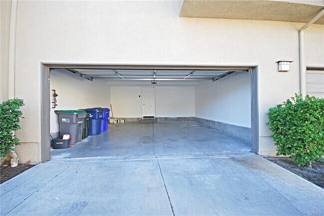 Foto del edificio - 25209 Bishop Ct