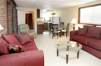 Foto del edificio - 720 Ashley Dr