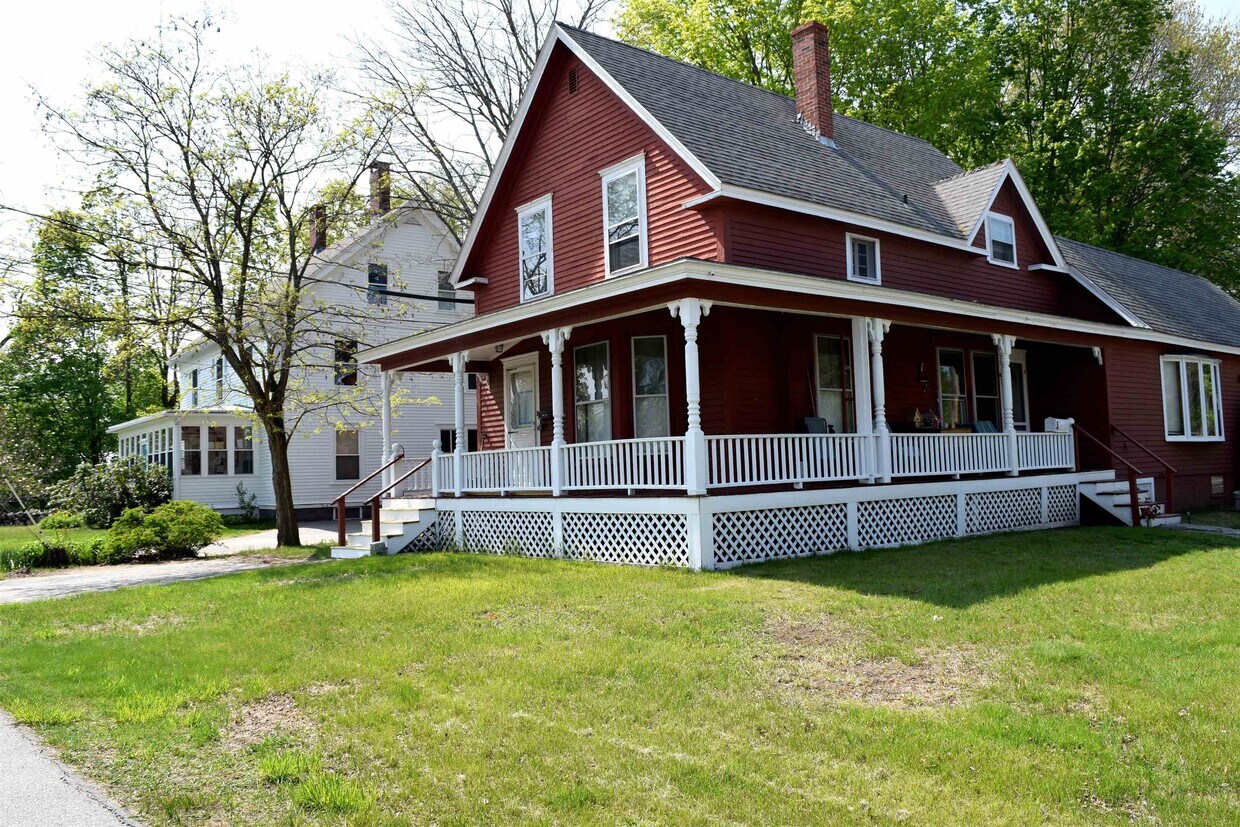 81 Winter St Unit 2, Exeter, NH 03833 Room for Rent in Exeter, NH