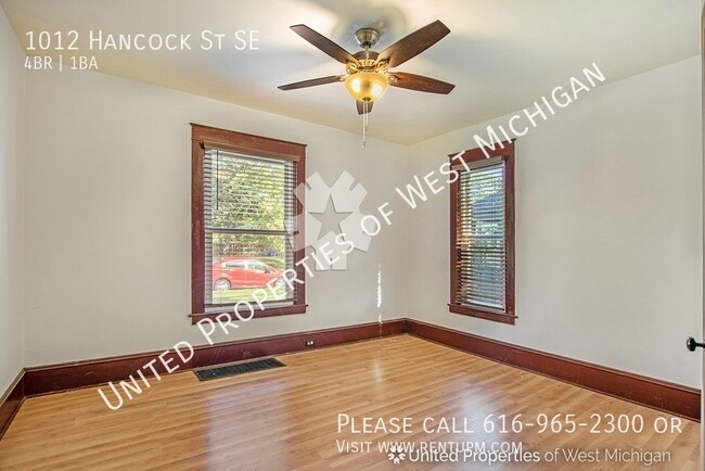 Building Photo - Available Now | 4 Bedroom 1 Bath Single Fa...