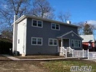 Building Photo - 306 Sound Beach Blvd