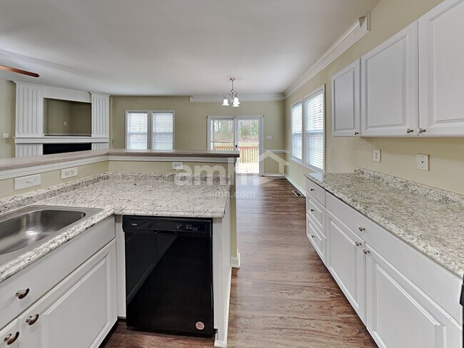 Foto del edificio - 3616 Willowtree Ln