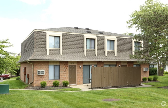 Building Photo - Timbercreek Apts