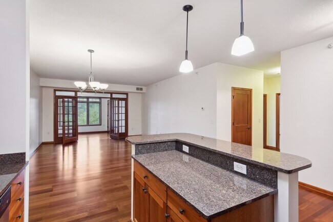 Living room / sunroom - 3251 Louisiana Ave S
