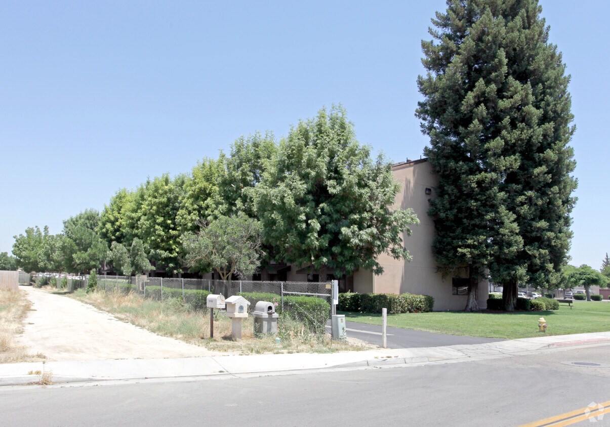 Park Kingsburg Retirement Apartments Kingsburg, CA