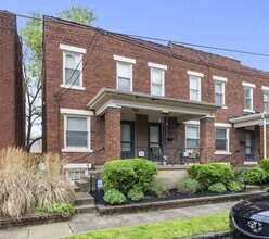 Building Photo - 46 W Kossuth St