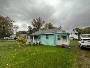 Building Photo - 2655 Cumberland Rd