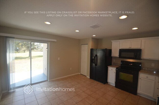 Foto del edificio - 9144 Gablewood Pl