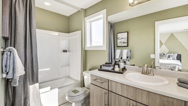 Building Photo - 15226 South Wild Horse Way