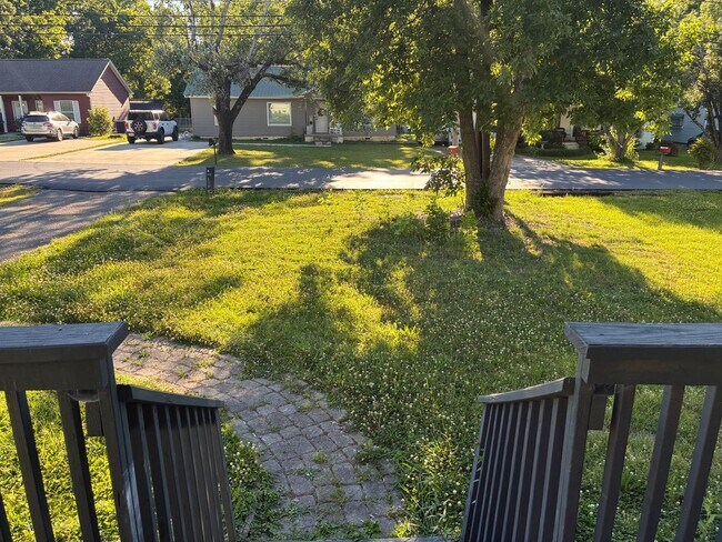 Foto del edificio - Freshly Renovated 3BR/2BA Home with Huge Fenced Backyard | Section 8 Welcome