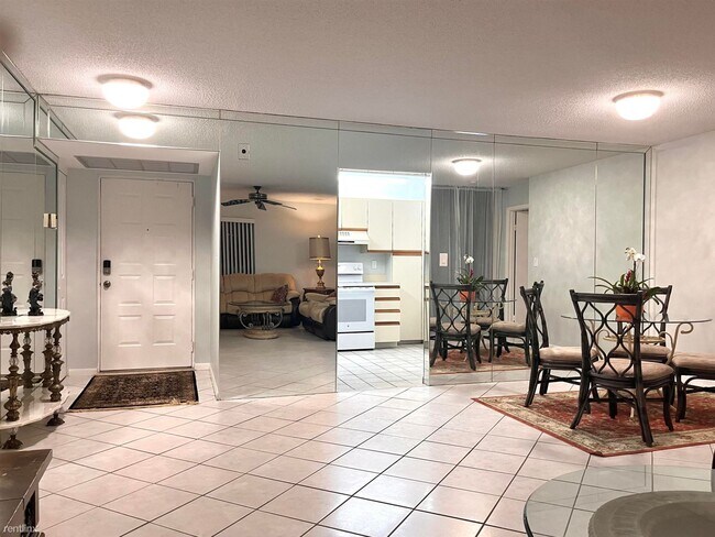 Foto del edificio - 3 br, 2 bath House - 8571 Boca Glades Boul...