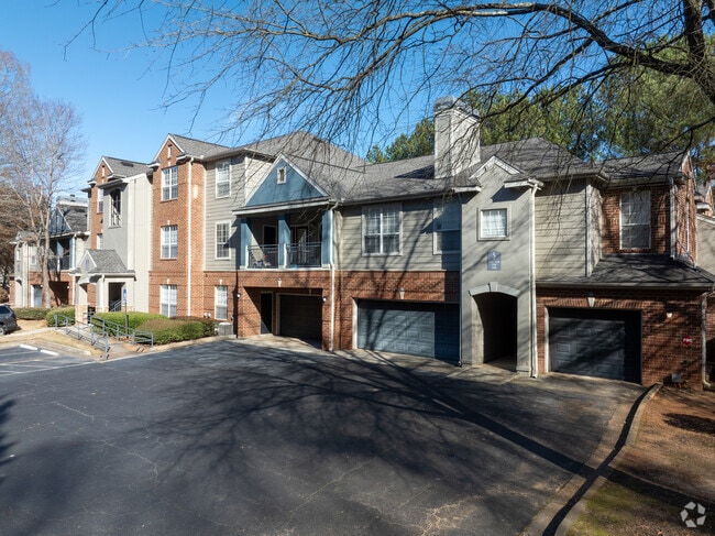 Building Photo - Merritt at Sugarloaf