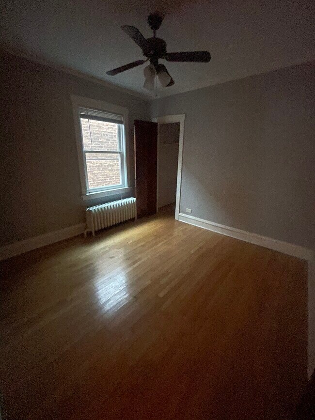 Bedroom 1 - 5540 N Austin Ave