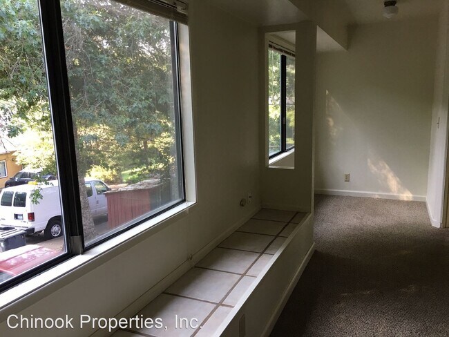 Building Photo - 5 br, 2 bath House - 4125 E Amazon Dr